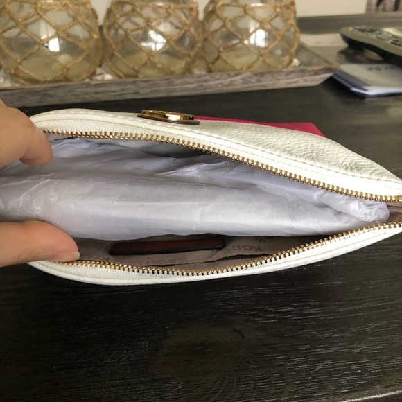 Michael Kors Wristlet - Picture 6 of 7